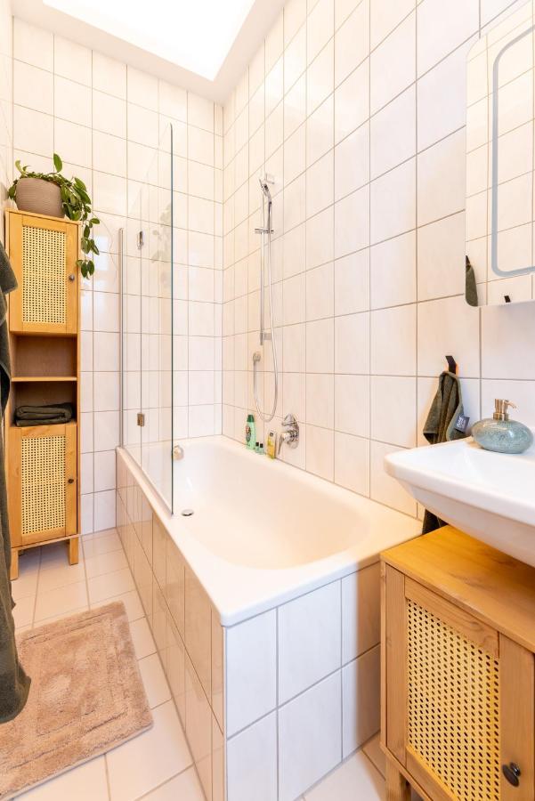Zentral In Coburg: Exklusive Stadtwohnung - Ideal Fuer Gruppen Luaran gambar